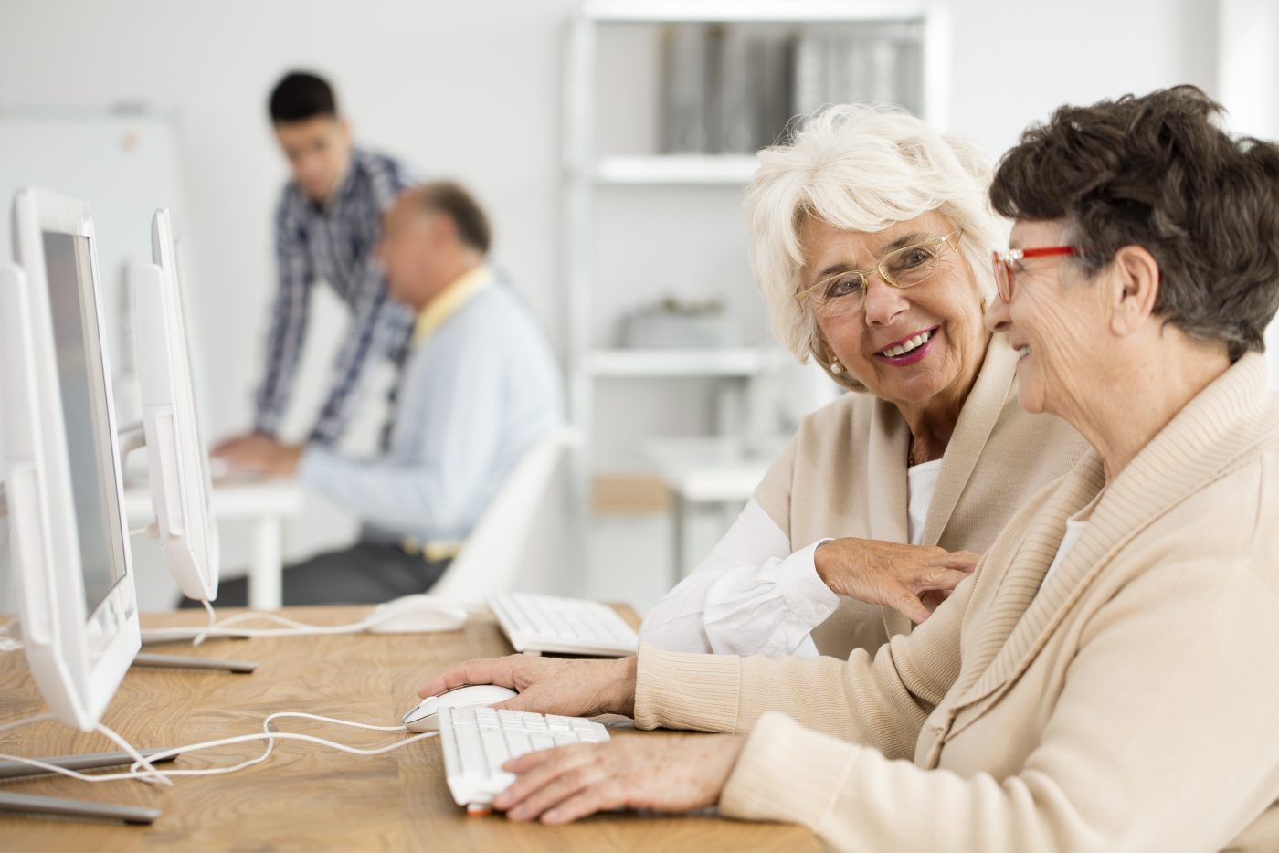 Encarar la soledad y envejecer con dignidad: Senior Cohousing Urbano (María Cátedra)